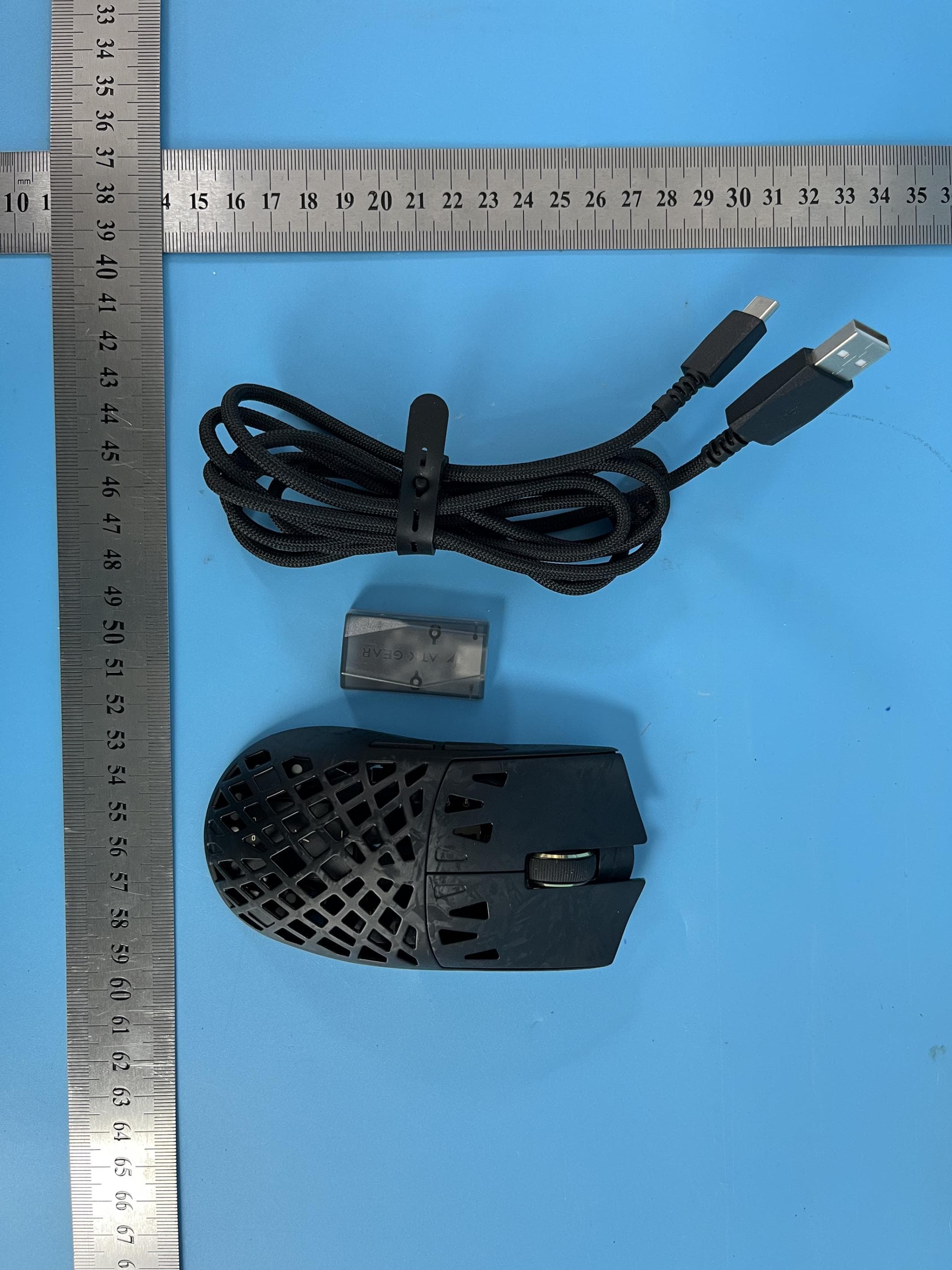 ATK Blazing Sky Ghost Series Carbon Fiber Skeleton Gaming Mouse - FCC ID 2BE9P-S2EQ8MJAC - Shenzhen Yizhita Technology Co., Ltd