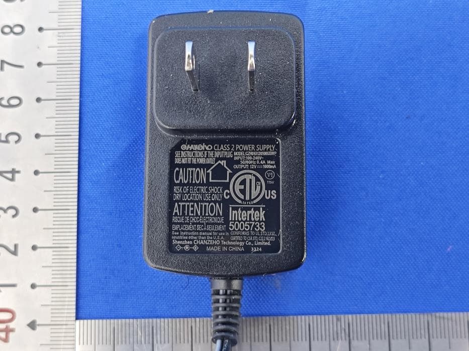 Robot vacuum cleaner - FCC ID 2BEF9-V2S - GuangDong Takdir Smart Robot Co.,Ltd.