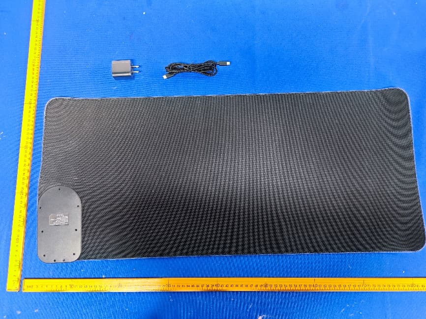 15W Wireless Charging RGB Mouse Pad with Foldable Phone Holder - FCC ID 2BER9-FSD-1606 - SHENZHEN ZHONG TENG FEI ELECTRONIC TECHNOLOGY CO. LTD.