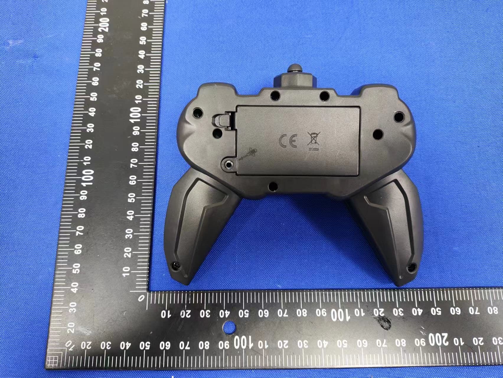 R/C TOYS - FCC ID 2BERQHC24012GT - Shantou City Chenghai District Haocan Toys Factory