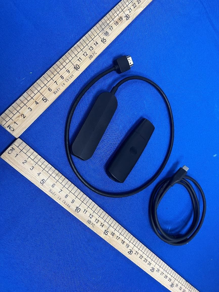 Wireless HDMI Display Adapter - FCC ID 2BEVQWF-001 - Shenzhen Aidesichuang Technology Co., Ltd