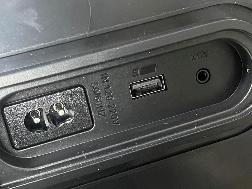 Portable Wireless Speaker System - FCC ID 2BF3S-FS-R306 - Dongguan Faraoou Electric Appliance Co., Ltd