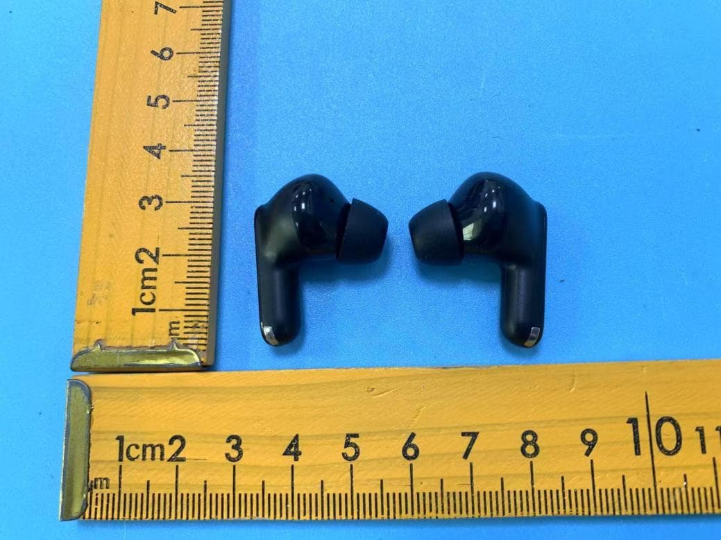 Wireless Earphone - FCC ID 2BF3T-LB-01 - Shenzhen Weofly Innovation Technology Co.,LTD