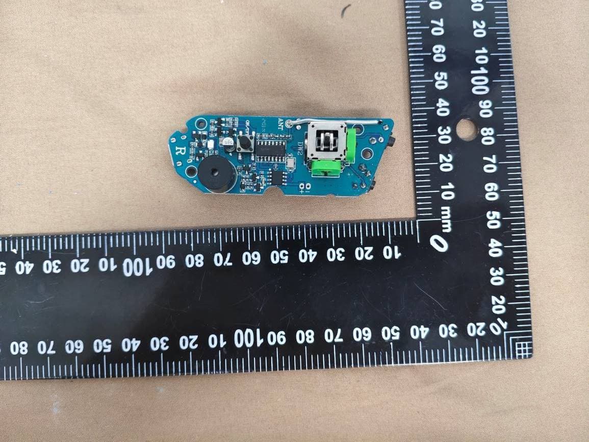 Quadcopters - FCC ID 2BF7B-X30 - Shantou Xintuo Intelligent Technology Co., Ltd.