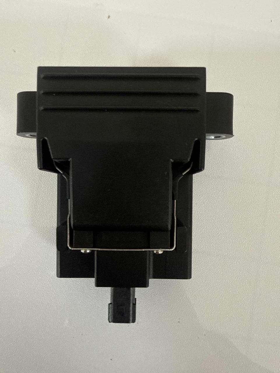 Smart key holder assembly - FCC ID 2BFHR-CM04-A10 - Chongqing XF Intelligent Technology Co.,Ltd.
