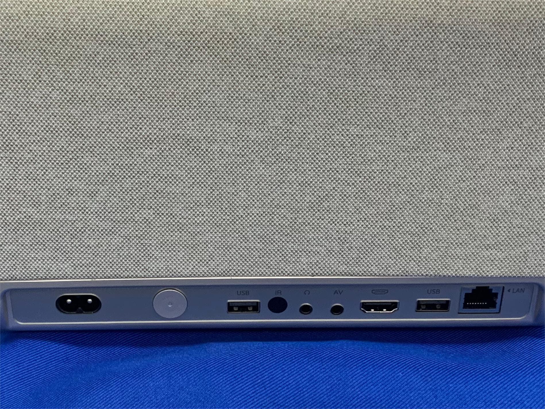 LCD PROJECTOR - FCC ID 2BFIZ-L015 - Chengdu Hotack Technology Co., Ltd.