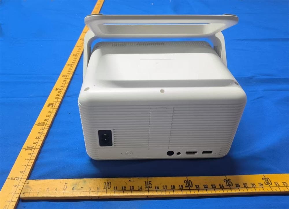 LED PROJECTOR - FCC ID 2BFIZ-L018DR - Chengdu Hotack Technology Co., Ltd.