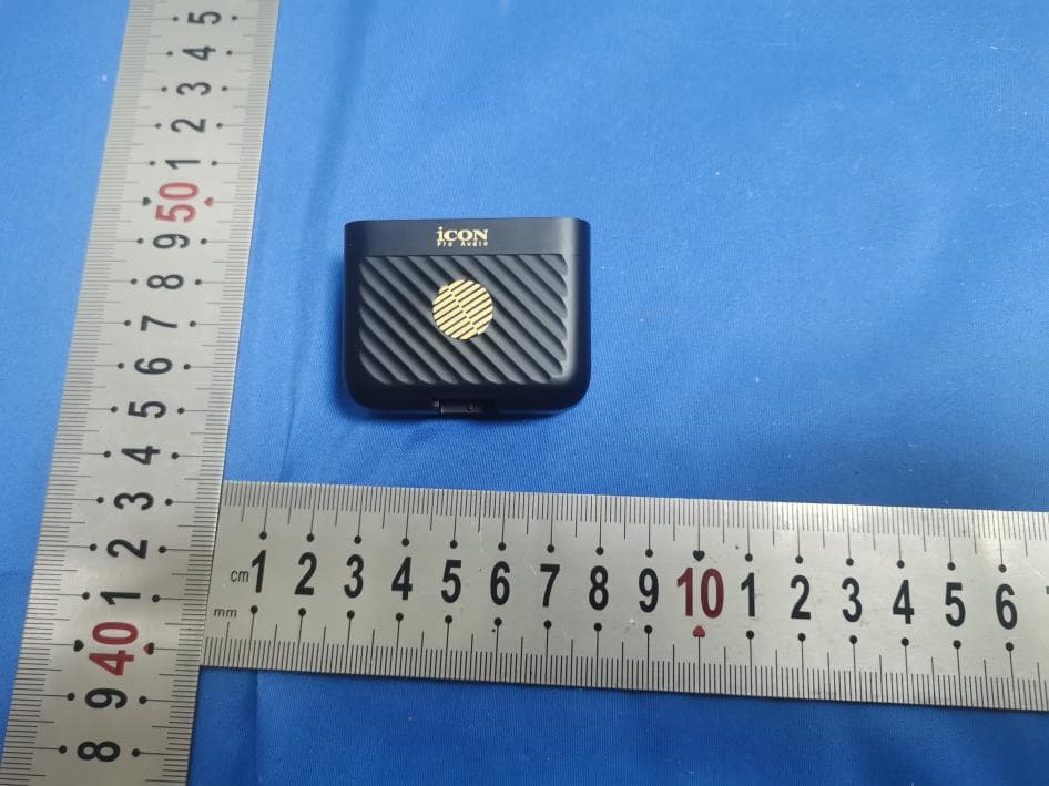iCON AirMic Pro Receiver - FCC ID 2BFVW-AMPR1 - Guangzhou Utech Digital CO.,Ltd.