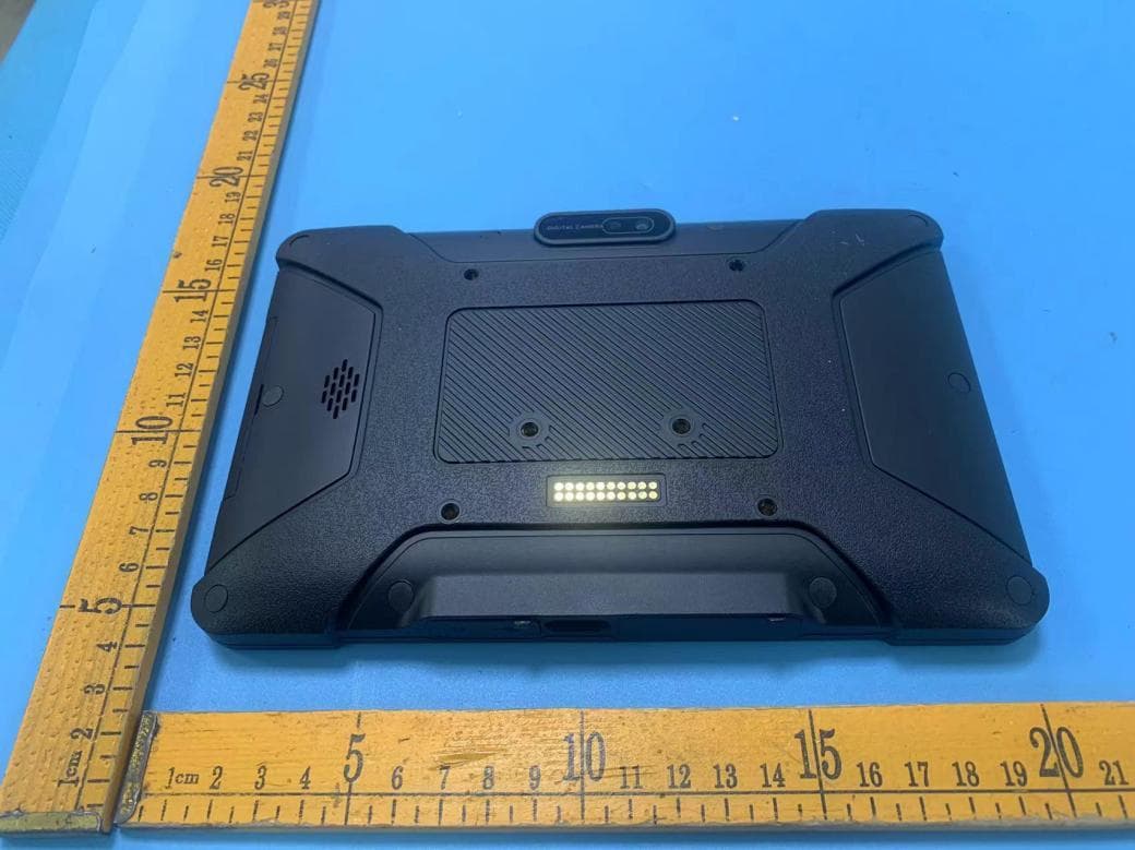Rugged In-vehicle Tablet - FCC ID 2BG26-Q777 - Shenzhen Saintway Technology Co.,Ltd