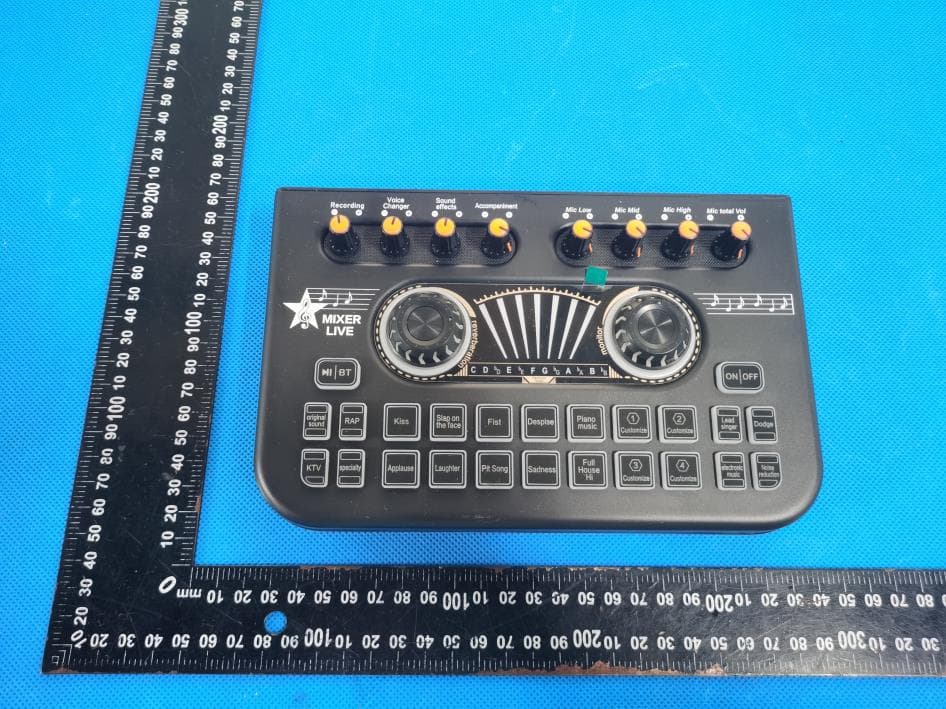 Live sound card - FCC ID 2BG4U-X3 - Shenzhenshi ShizhandengMaoyi Youxiangongsi