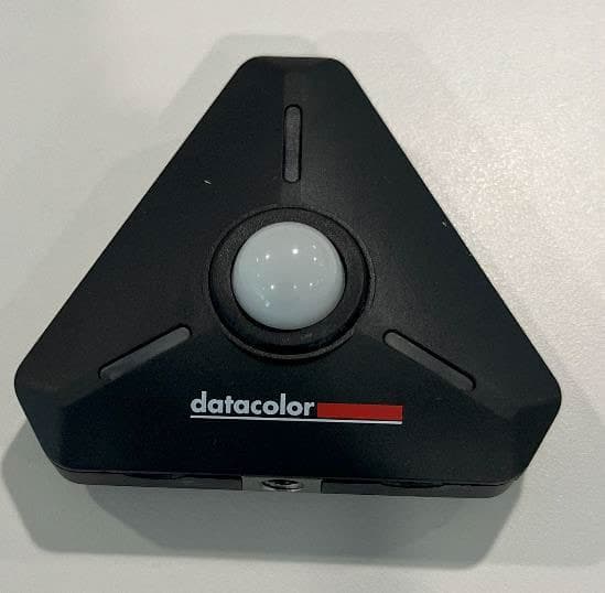 Wireless Light and Color Meter - FCC ID 2BGE7-LCM200 - Datacolor Inc.