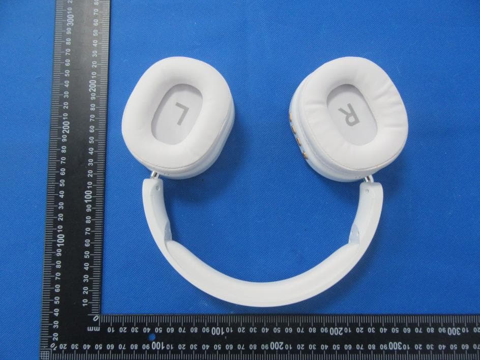 Bluetooth headset - FCC ID 2BGYL-SJ-0003 - Shenzhen Longsheng Union Technology Co.,Ltd