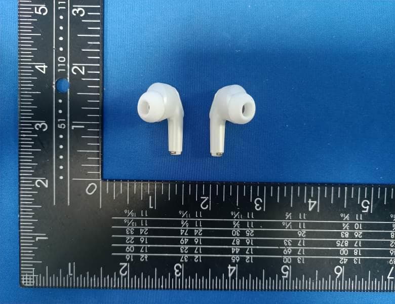 TWS - FCC ID 2BGZT-ZKOEEORP02 - Guangzhou Lear Electronics Co., Ltd