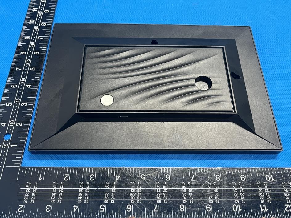 Digital Photo Frame - FCC ID 2BH6O-PFF-1016 - Bozz Technology (Shenzhen) Co., Ltd