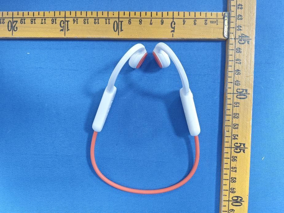 HTC Wireless Earphones 66 - FCC ID 2BHJR-NE66 - Shenzhen xiaoxiang supply chain technology co., ltd