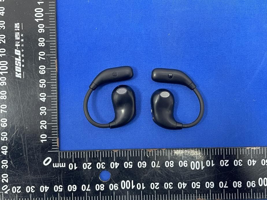 HTC Wireless Earphones 69 - FCC ID 2BHJR-NE69 - Shenzhen xiaoxiang supply chain technology co., ltd