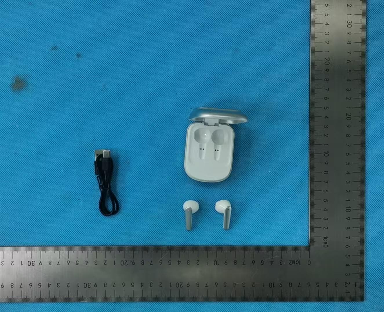 HTC Wireless Earphones 99 - FCC ID 2BHJR-NE99 - Shenzhen xiaoxiang supply chain technology co., ltd