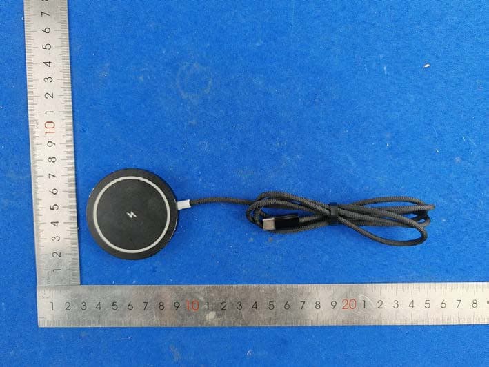 Wireless Charger - FCC ID 2BHXR-YMX-WR01 - Shenzhen Yimeixin Electronics Co., LTD