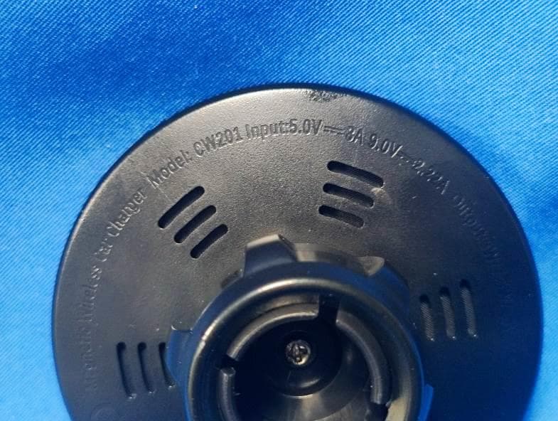 15W magnetic wireless car charger - FCC ID 2BKEL-CW201 - Shenzhen Zeyitong E-commerce Co., Ltd