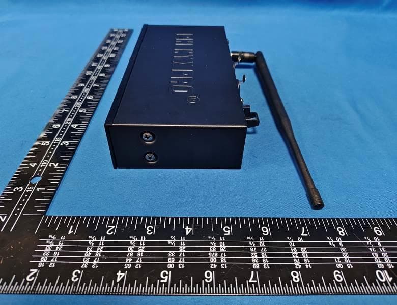 Wireless In-Ear Monitor System - FCC ID 2BKG7-PMT-10 - Guangzhou VILAN Technology Co., Ltd