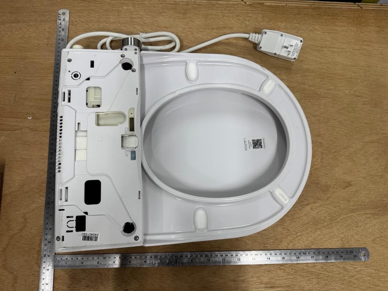Smart toilet - FCC ID 2BKHX-H89A - ROCA BATHROOM PRODUCTS, INC
