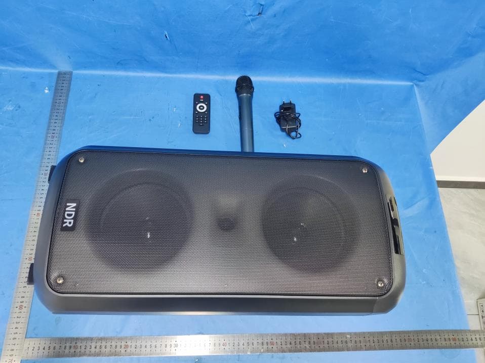 Speaker - FCC ID 2BKLK-BTSP2024 - OMNIFAMILY INC