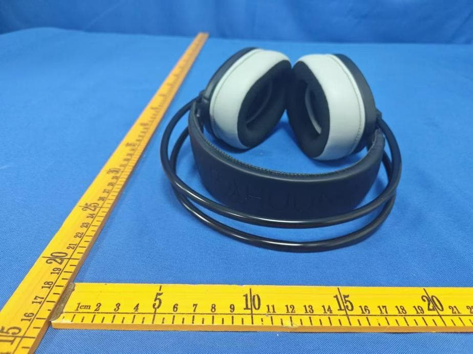 Wireless headset - FCC ID 2BKNE-G5000 - Dongguan Jinshunxing Electronics Co., Ltd