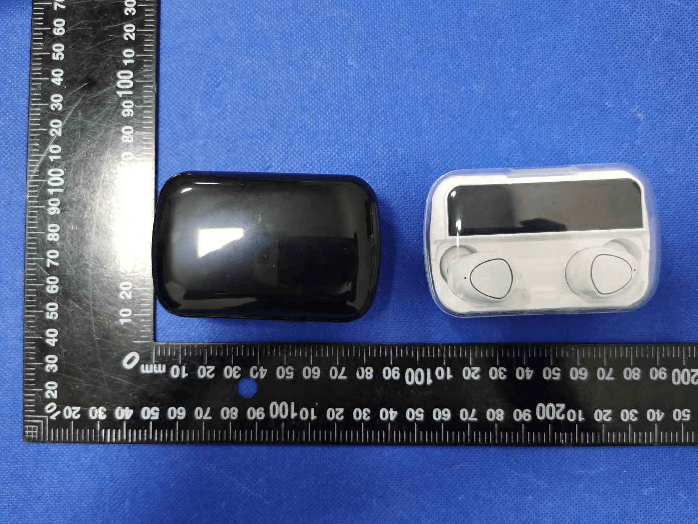 Wireless earphone - FCC ID 2BKPJM-TWS-BLACK - Shenzhen Shanlibao Technology Co., Ltd.