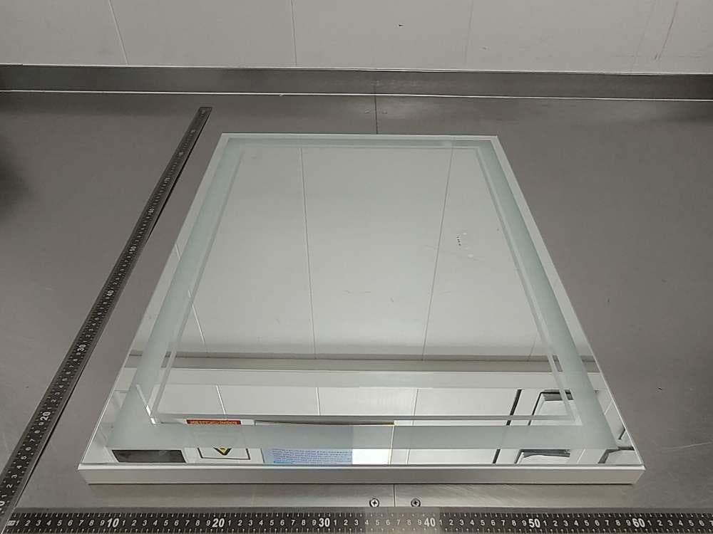 MKupView Vanity Mirror - FCC ID 2BKQY-MVB02 - JiangmenShengmengDazeLightingTechnology Co., Ltd