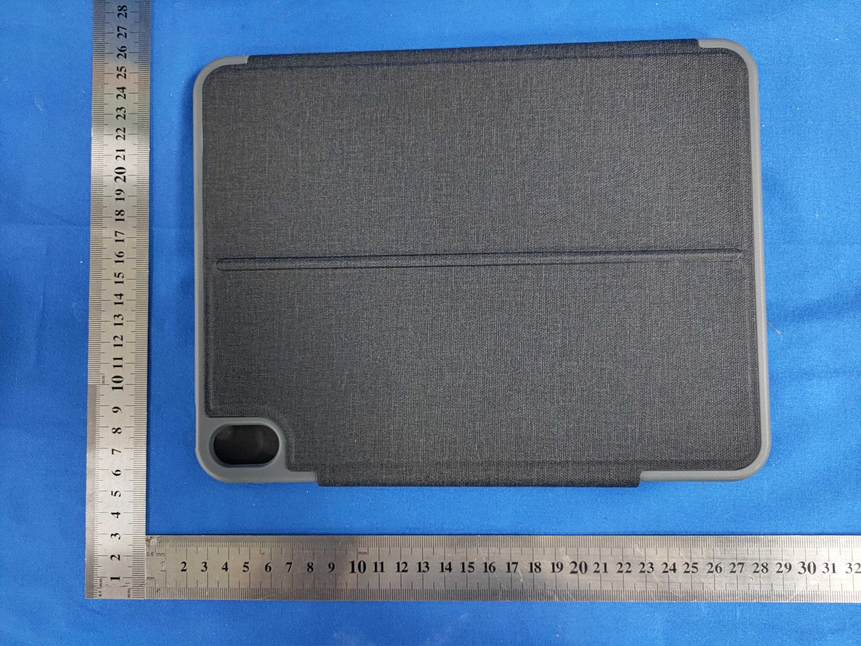 Slim keyboard 2 - FCC ID 2BKTN-902000106 - DEQSTER GmbH