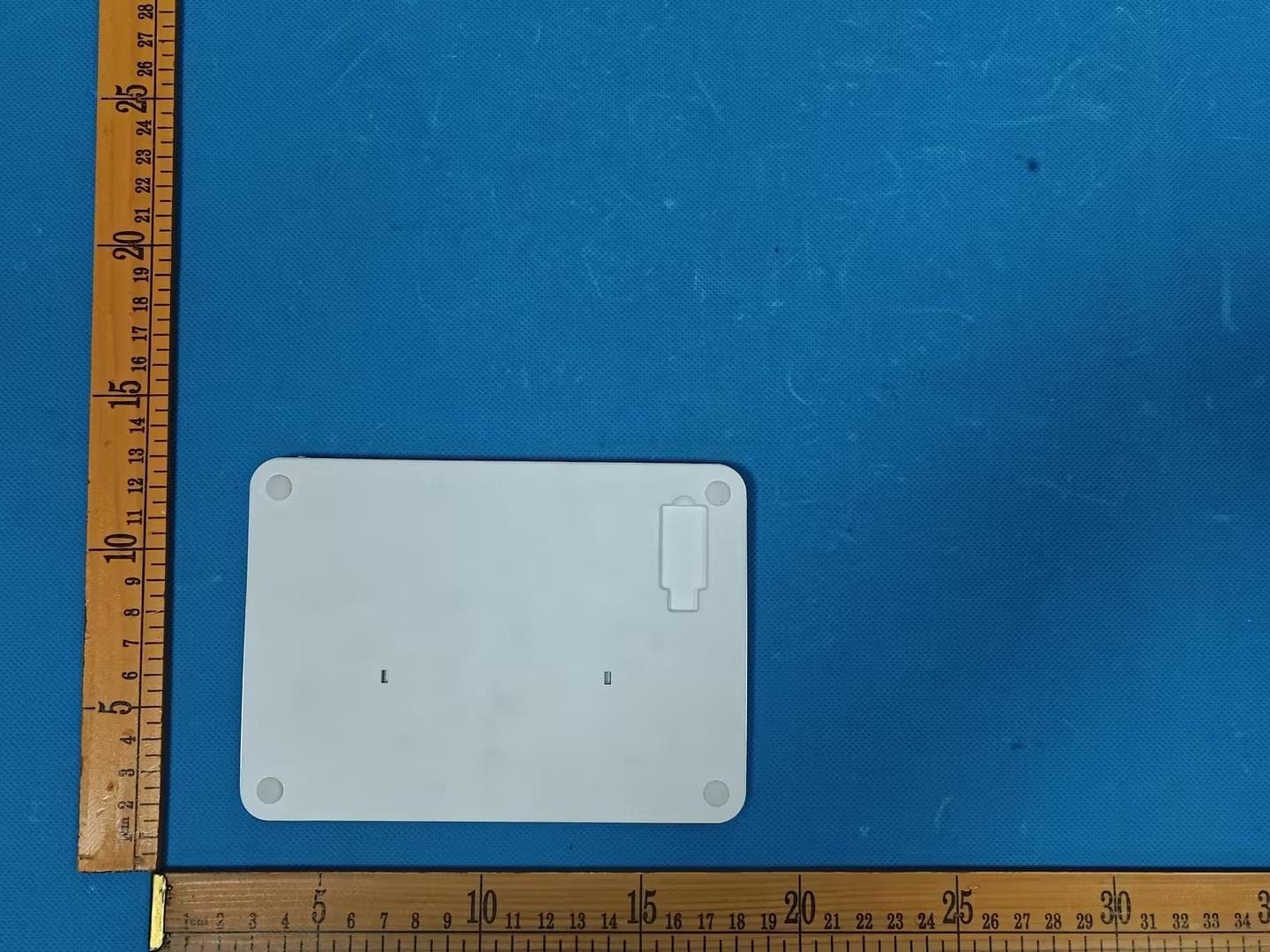 Wirless Mulit-Gesture Trackpad - FCC ID 2BKUK-MTOUCH - Mace Group Inc(Macally)
