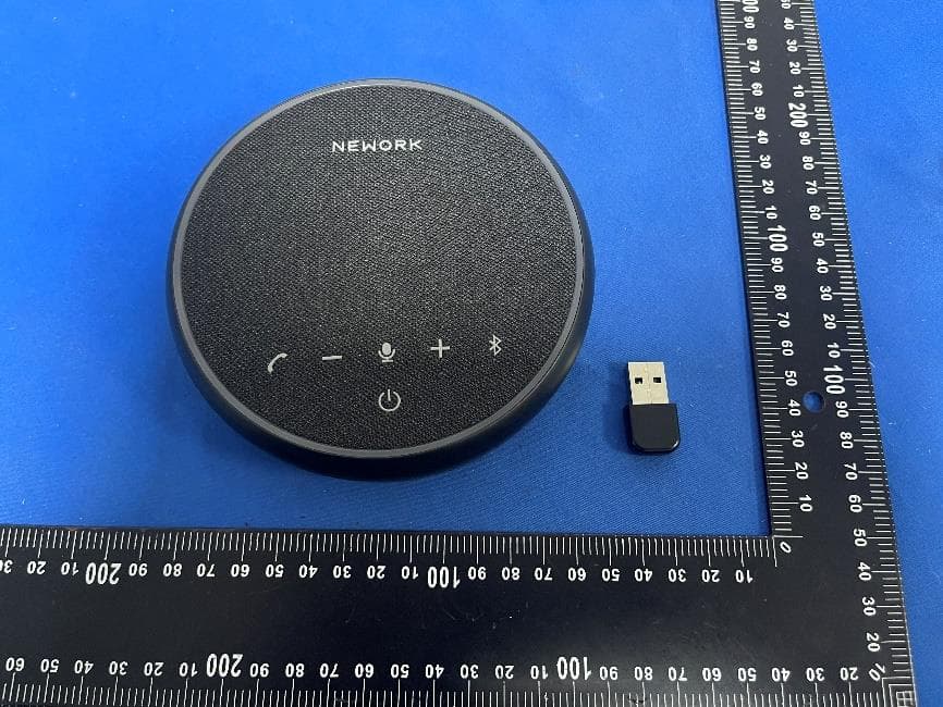FreeChat 203 - FCC ID 2BLG9-CP-FC203 - Nework LLC