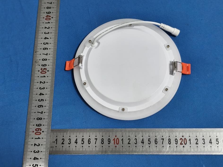 Smart Downlight - FCC ID 2BLWSLS0125041895 - AiDot Inc.