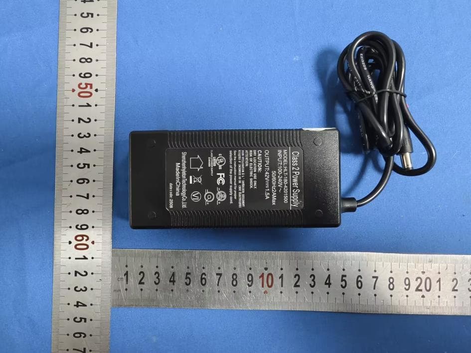 Electric Bike - FCC ID 2BM88-EB3L - Dongguan Yicheng Shengda Information Technology Co., Ltd.