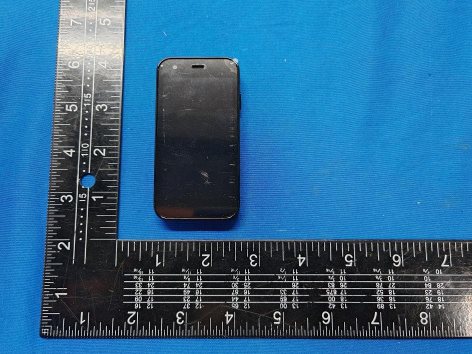 WCDMA digital mobile phone - FCC ID 2BMP7-XS15 - Shenzhen Tailefeng Communications Co., Ltd.