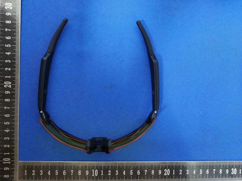 audio glasses - FCC ID 2BMRF-HY-1017 - Dongguan Huahai Future Electronic Technology Co., Ltd.