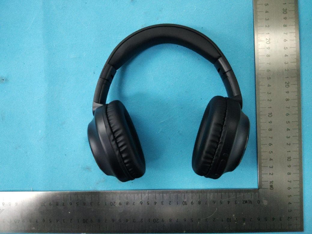 Headset - FCC ID 2BO5V-W01 - Dongguan Qiansheng Electronic Technology Co., Ltd.