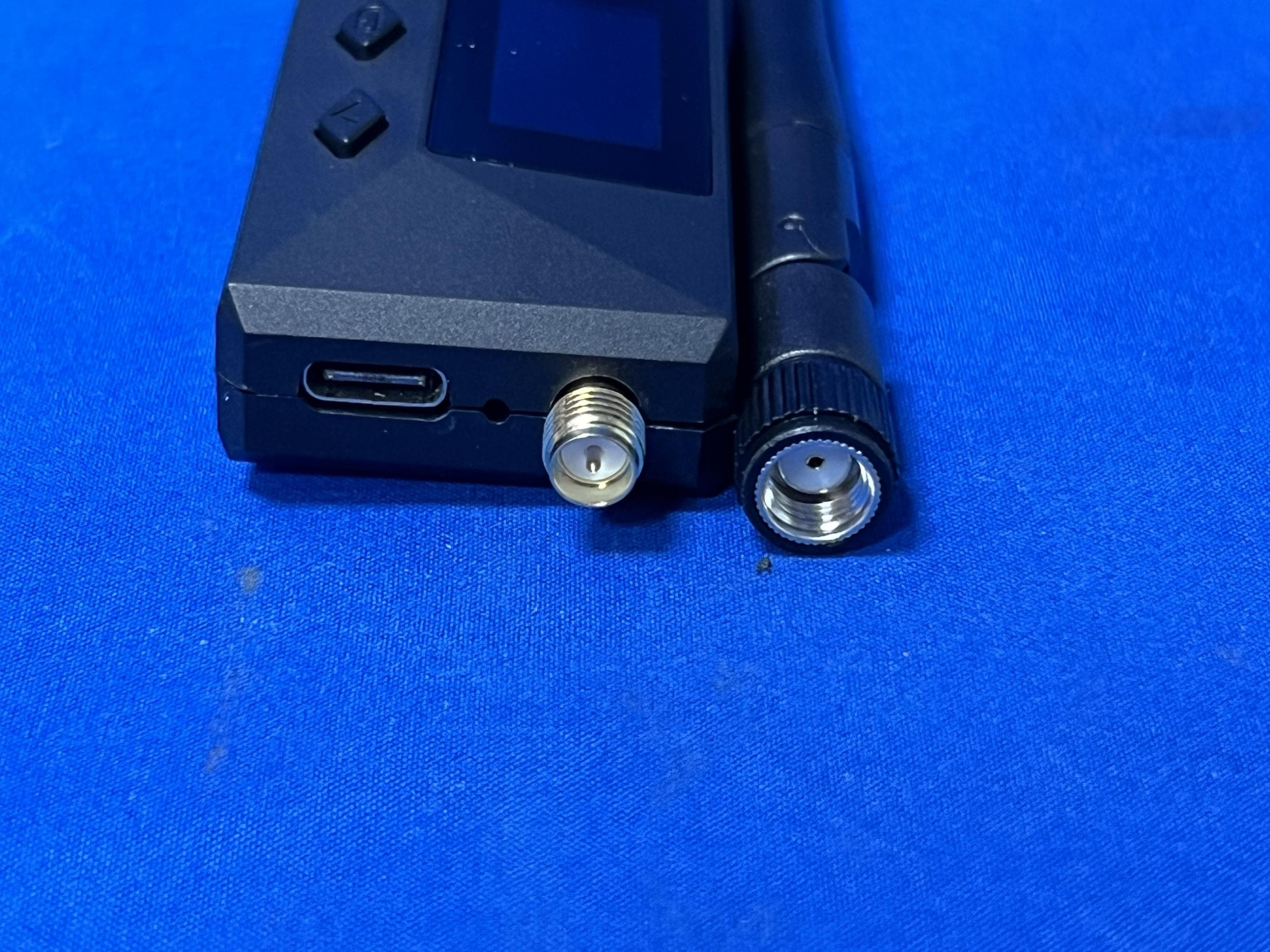 ARC Bluetooth Audio Transmitter - FCC ID 2BPTP-W07W08 - Shenzhen AOEYOO Technology Co.,Ltd
