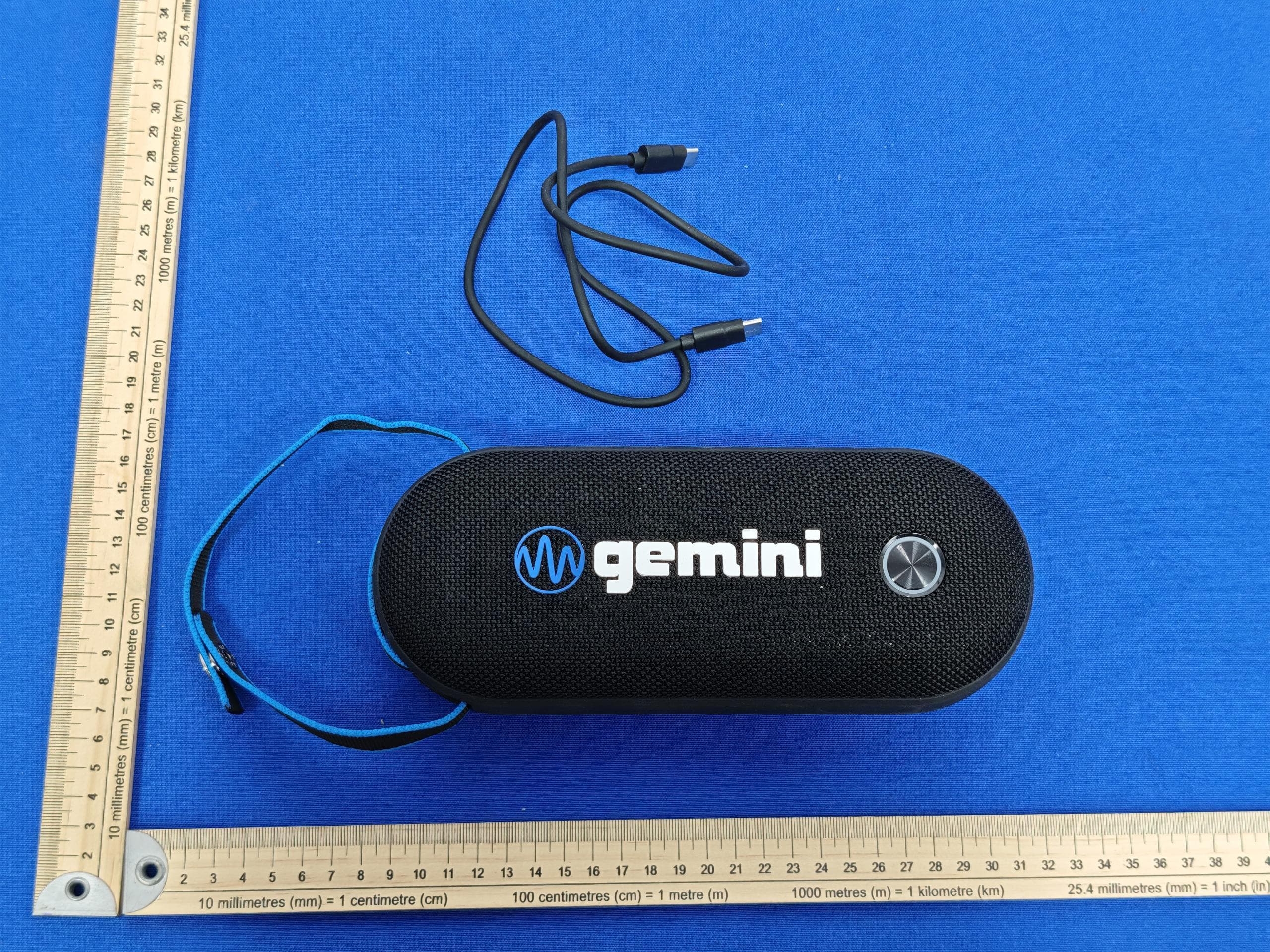 Waterproof Magnetic Bluetooth Speaker - FCC ID 2BRR7-BEATGRIPPRO - ICAD Holdings LLC