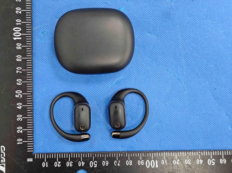 OWS Wearable Earbuds - FCC ID 2BRR7-GEBX200 - ICAD Holdings LLC