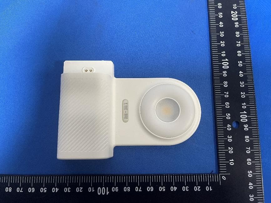 FILL LIGHT - FCC ID 2BRST-M31 - Shenzhen City Meimeiyizu Technology CO., LTD