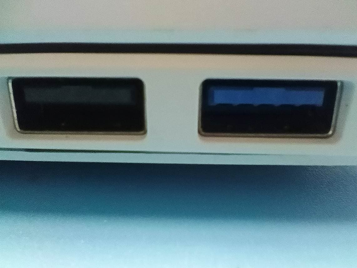 Laptop computer - FCC ID 2BRTE-BB1422SS-N - BASICS CO.,LTD