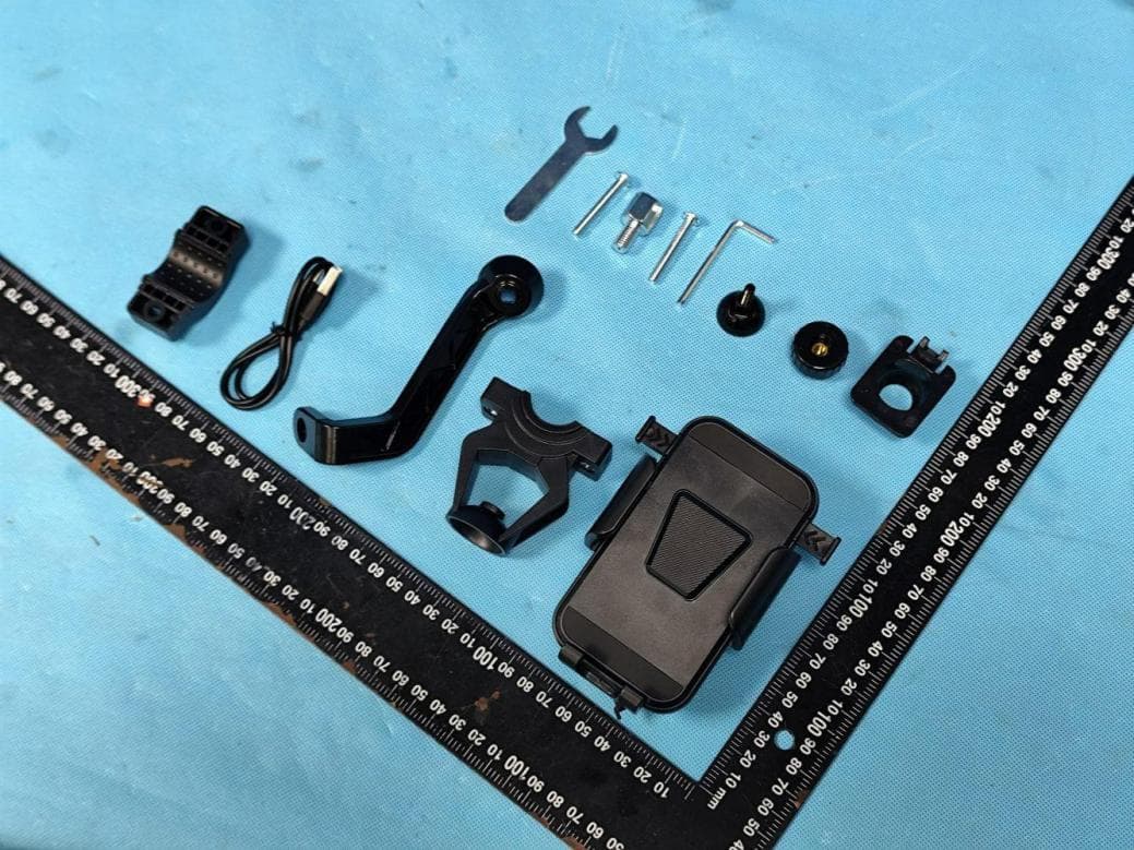 Bicycle phone holder - FCC ID 2BSKQ-M-015 - Dongguan Kaishenghui Electronic Technology Co.,Ltd