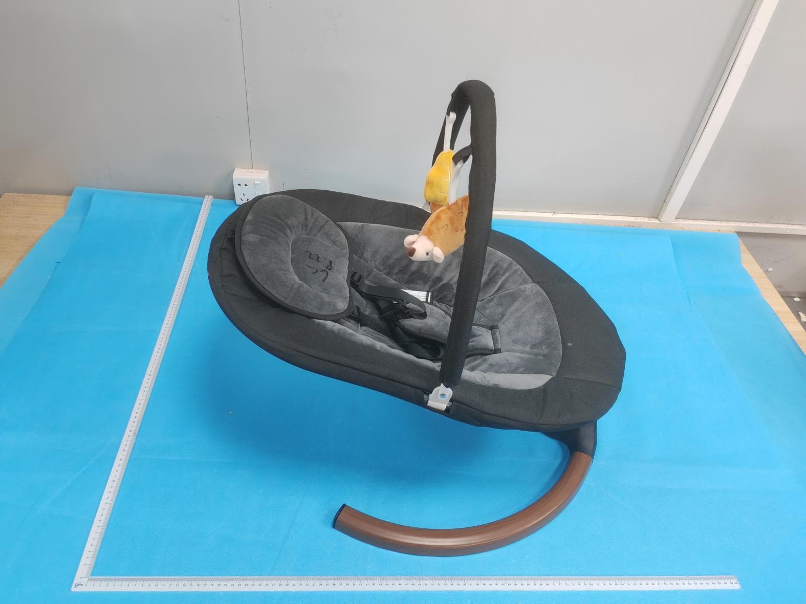BABY SWING - FCC ID 2BT3B-T8029 - Guangzhou Zitong Baby Products Co., Ltd.