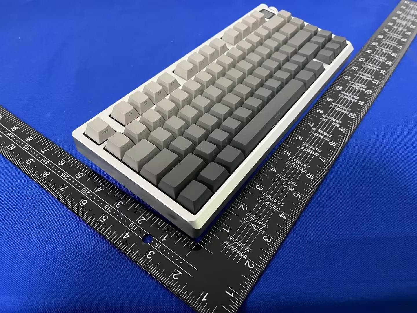 Mechanical Keyboard - FCC ID 2BT3J-PD75M - MAPLE LEAF INFORMATION AND TECHNOLOGY PTE. LTD.