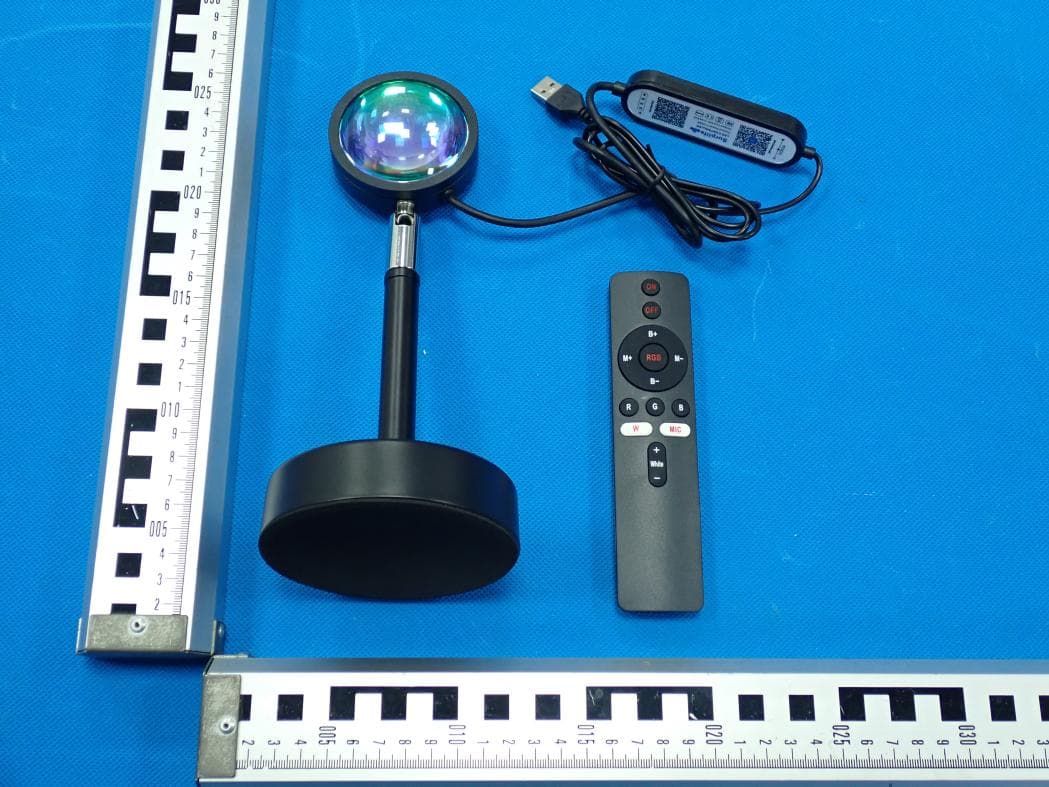 LED Sunset Projector - FCC ID 2BTJA-EC2601LSL - Shenzhen easeking technology Co., Ltd.