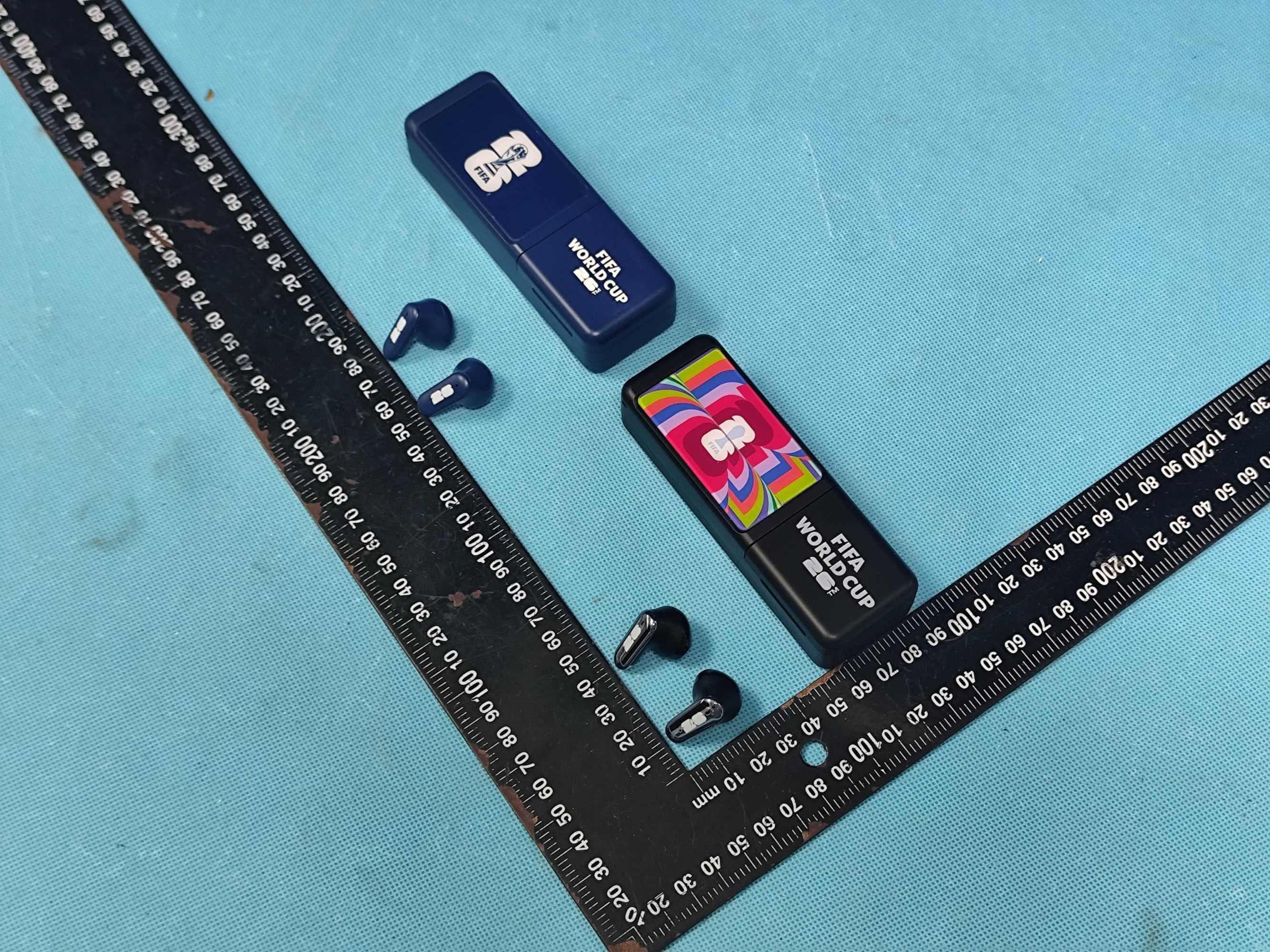FIFA Wireless Earphones - FCC ID 2BTLR-F26E11 - Shenzhen Cantianshu Information Technology Co., Ltd.