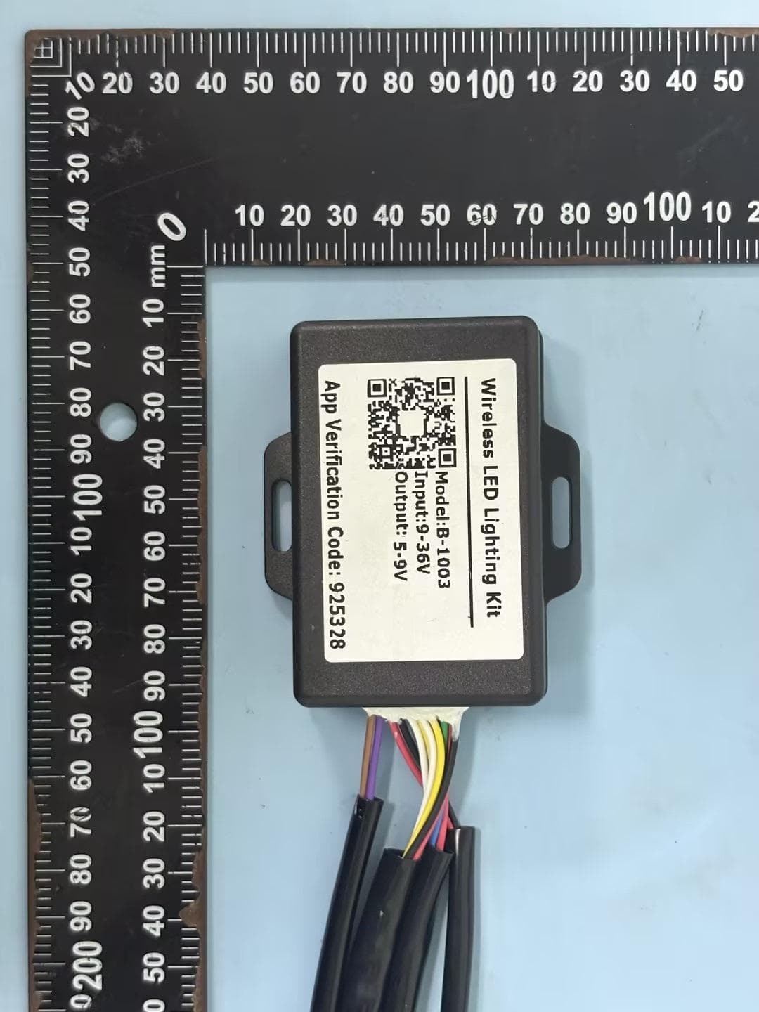 Wireless LED Lighting Kit - FCC ID 2BTTQ-B-1003 - JiangSu Dangang Intelligence Technology Co., Ltd.