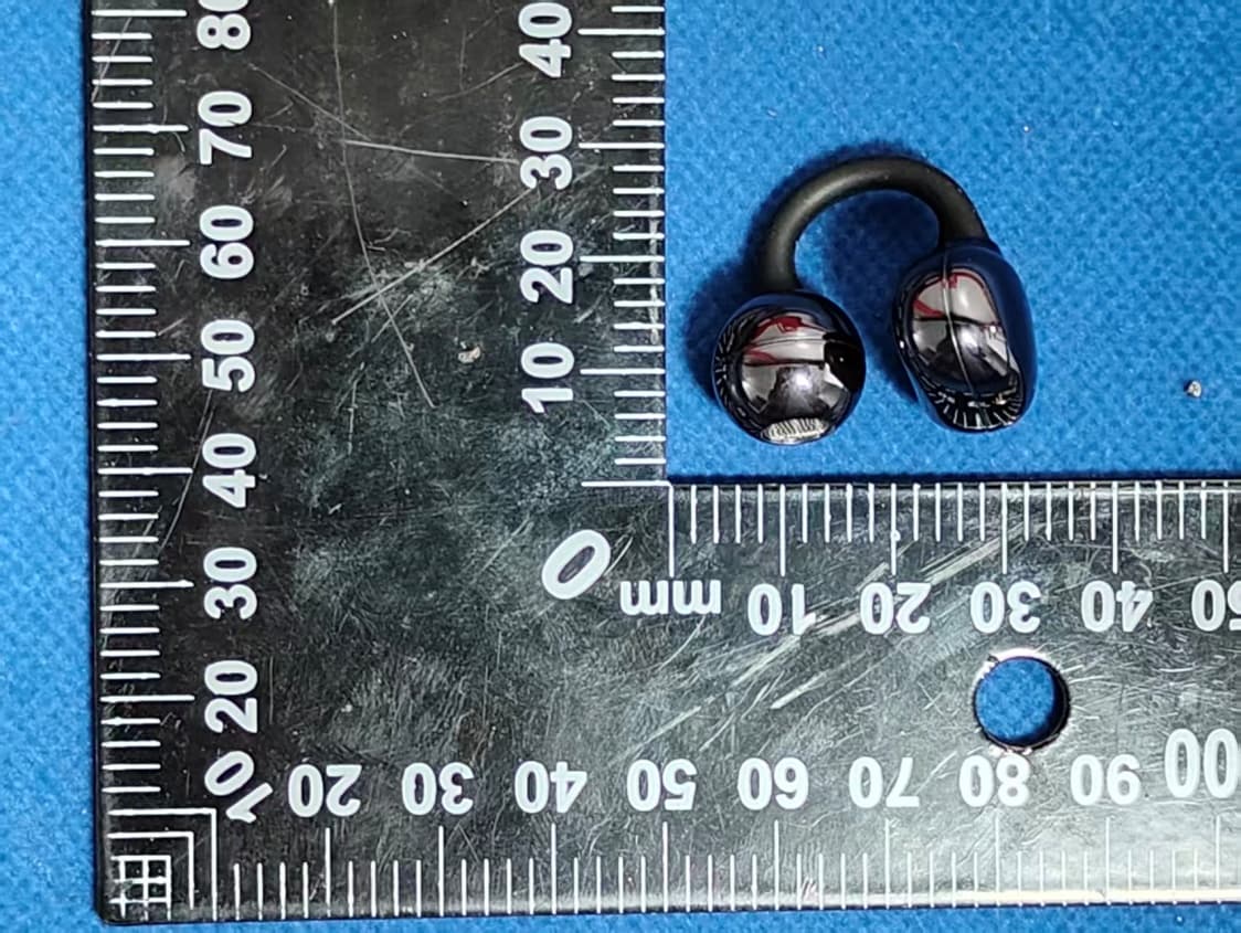 JUCANI Headphone Z8 - FCC ID 2BTY9-Z8 - jucani inc