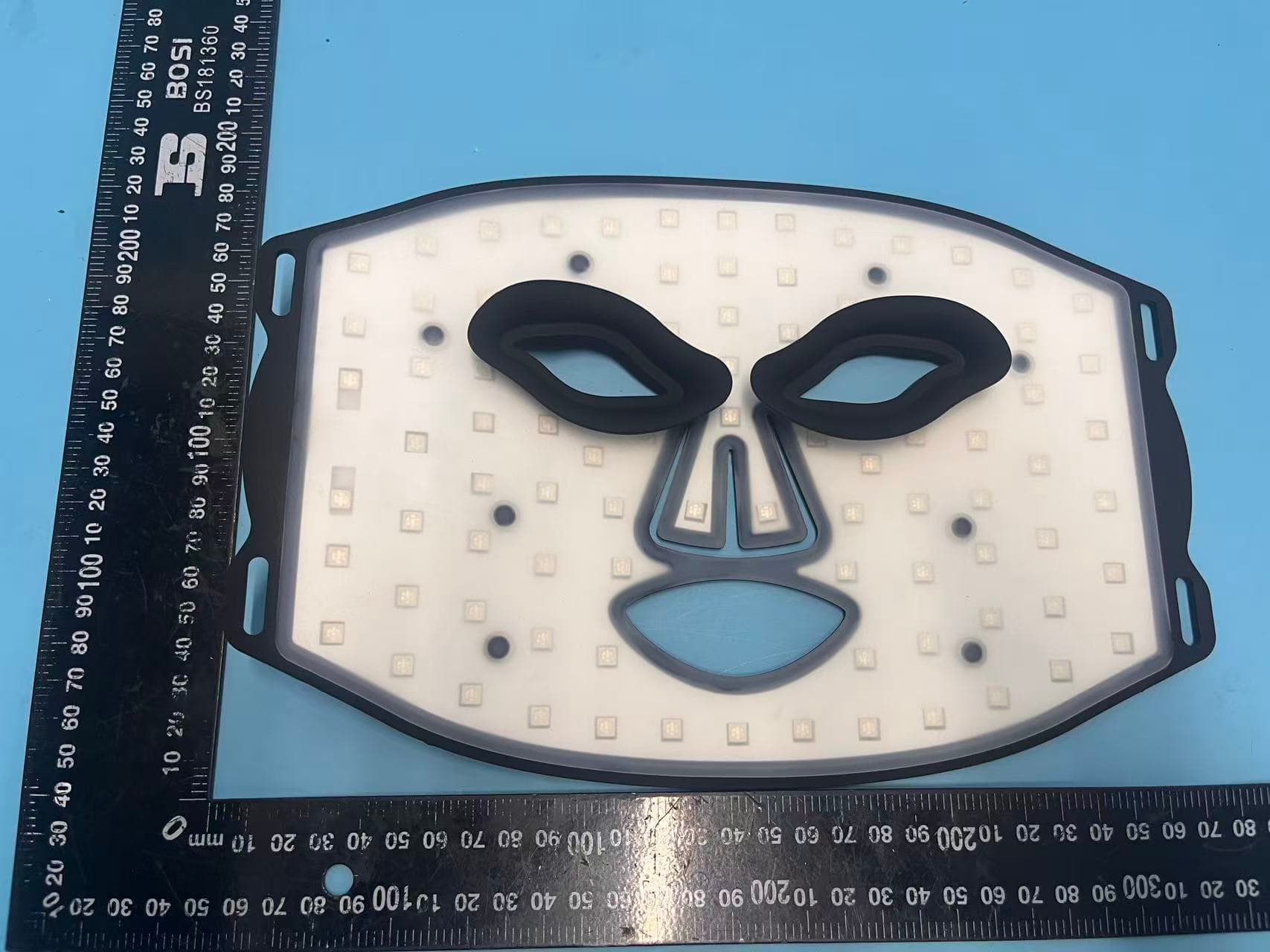 LED Facial Beauty Device - FCC ID 2BV78-T1 - Shenzhen Yuanshangxin Technology Co., Ltd.